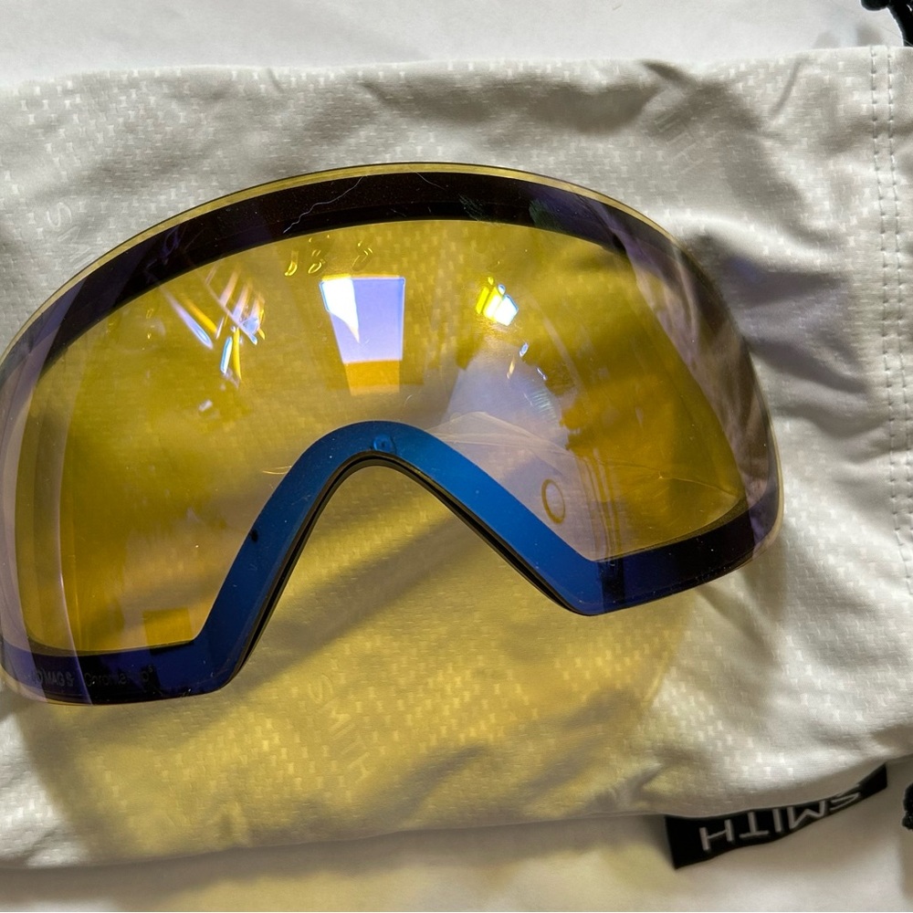SMITH ChromaPop Yellow and Blue Lens I/o MAG S